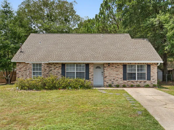 127 Oak Terrace Dr, Crestview, FL 32539