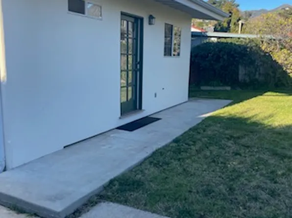 1218 Blanchard St, Santa Barbara, CA 93103