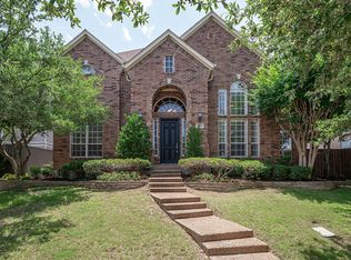 2211 Clearspring Dr N, Irving, TX 75063