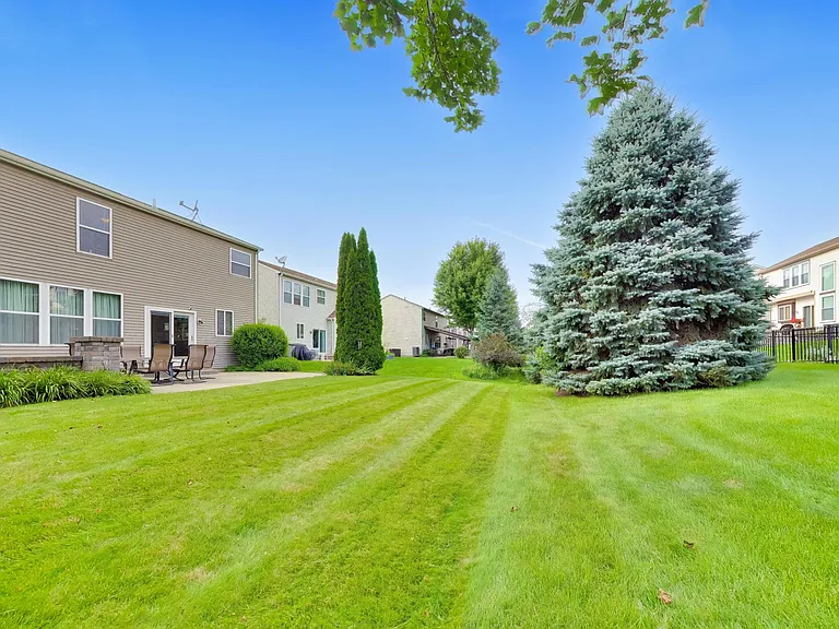 501 Tuscany Dr — Photo 45