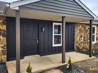 918 Ryan Dr, Clarksville, TN