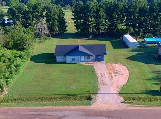 611 County Road 43200, Powderly, TX 75473