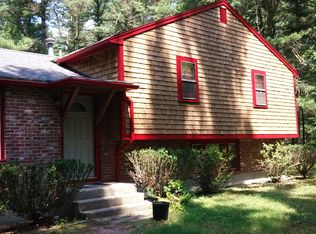 15 Abbey Rd, Pembroke, MA 02359