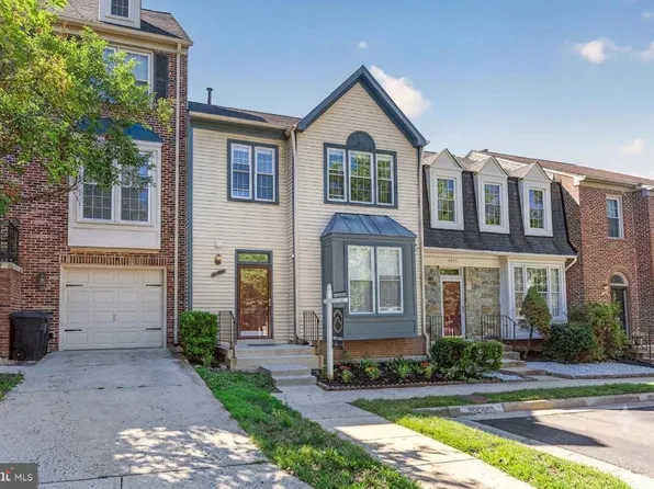 6433 English Ivy Ct, Springfield, VA 22152