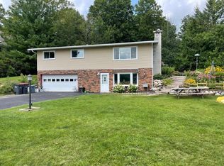 W2312 Ricardo Dr, Neosho, WI 53059