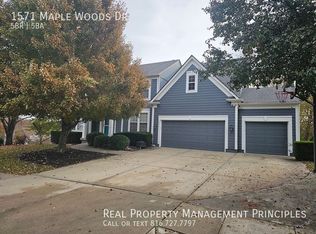 1571 Maple Woods Dr, Liberty, MO 64068