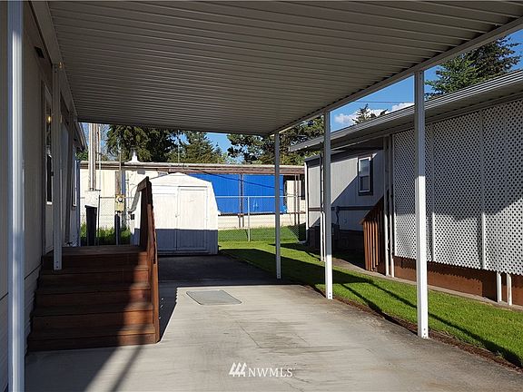 2nd image of 1004 NE 72ND Street #27