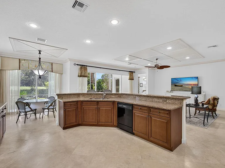 11558 Villa Vasari Dr — Photo 24