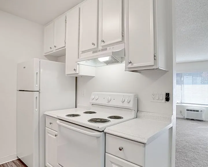 Fletcher Valley Apartments — Photo 11