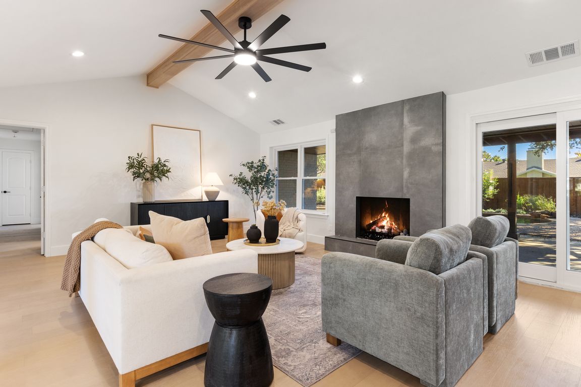 next background image