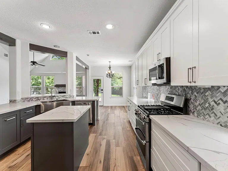 2 Granite Path Pl — Photo 1