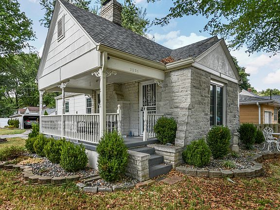 5th image of 2021 S Jefferson Avenue