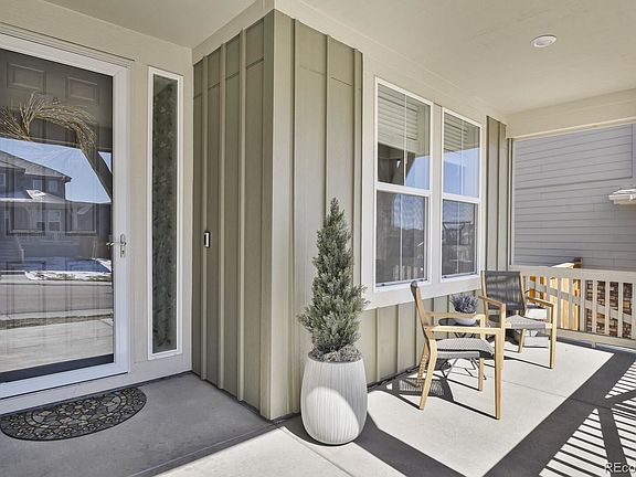 3rd image of 119 Green Fee Cir