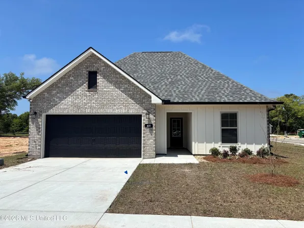400 Krill Ct, Gulfport, MS 39507