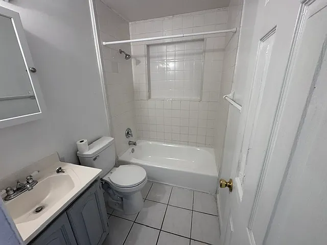 826 Amberjack Ln — Photo 8
