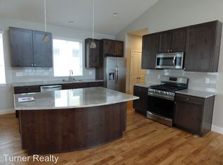 1466 Moonlight Dr, Longmont, CO 80504