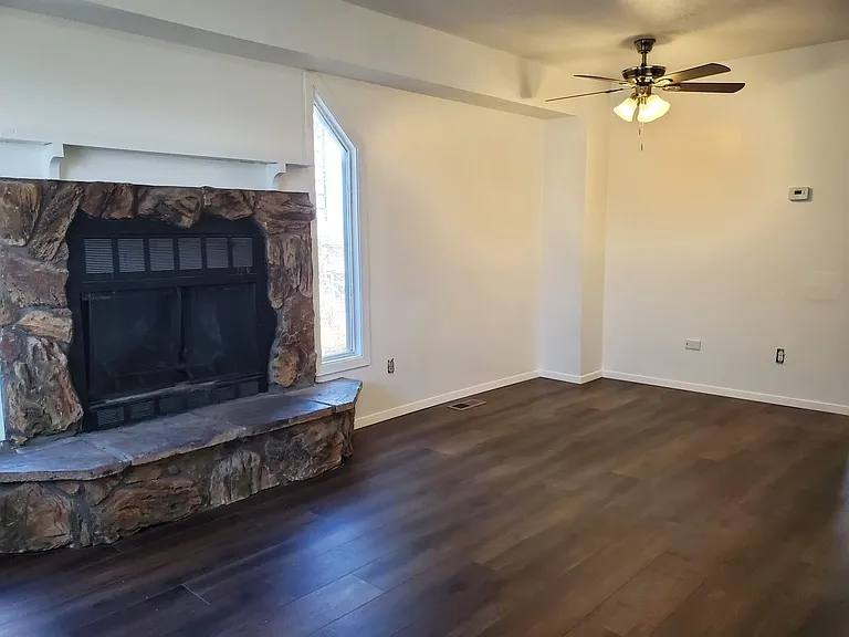 2377 Shawnee Dr — Photo 7