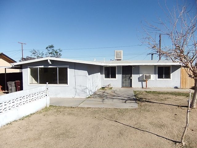 2nd image of 5399 Baileya Ave