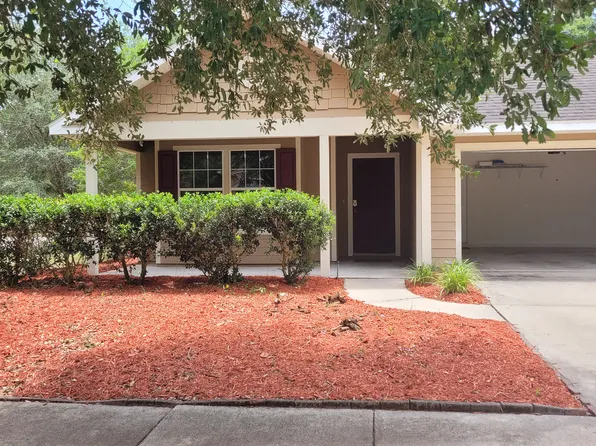 8955 SW 74th Ln, Gainesville, FL 32608
