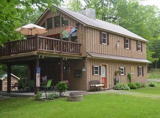 10 Eaton Rd, Dexter, ME 04930