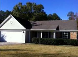 8405 Hollowbrook Dr, Riverdale, GA 30274