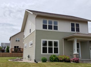 2 Half Moon Ct, Madison, WI 53718