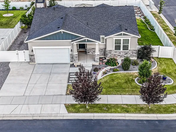 1488 E Kelsey Dr, Eagle Mountain, UT 84005