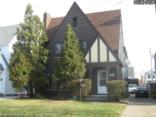 3679 Lindholm Rd, Shaker Heights, OH 44120