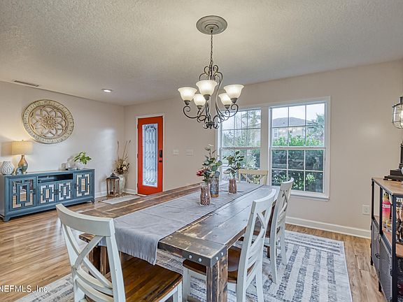 4th image of 75309 Ravenwood Dr