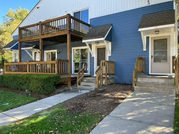 44700 Bayview Dr APT 44, Novi, MI 48377
