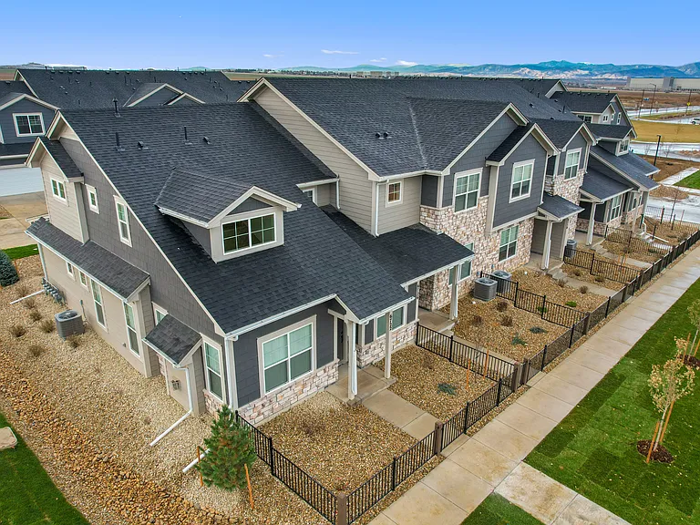 The Bend at Highland Meadows — Photo 36