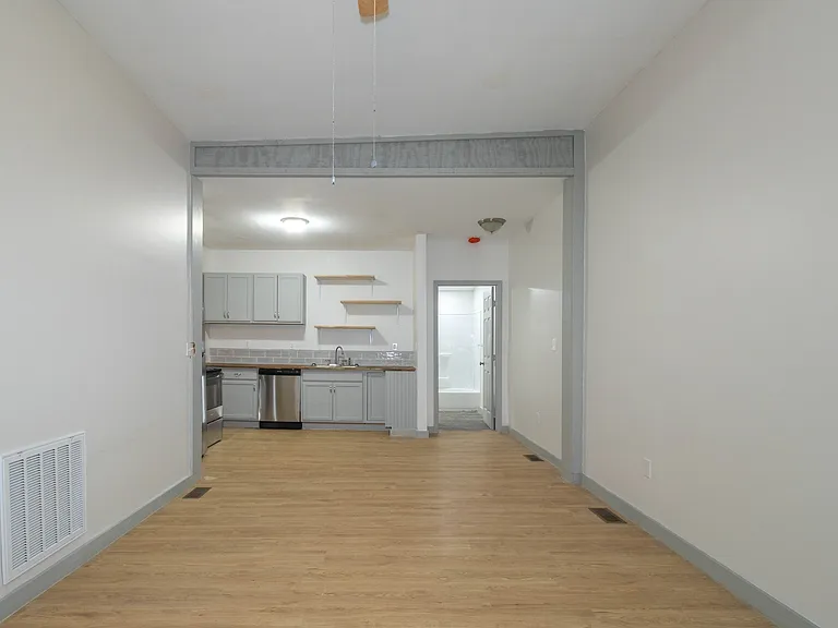 3043 E 5th Ave #2 — Photo 13