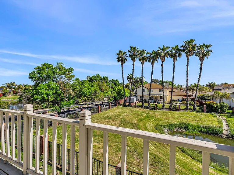 5650 Edgeview Dr — Photo 58