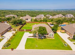 468 Texas Bnd, Castroville, TX 78009