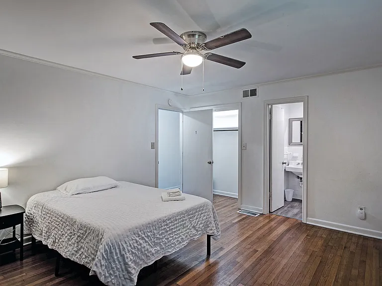 1015 Adkins Blvd — Photo 24