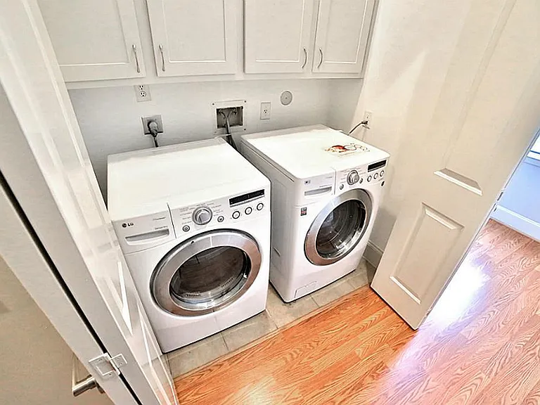 407 Jackson Hill St — Photo 22