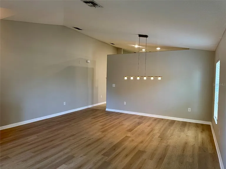 10405 Summer Azure Dr — Photo 5