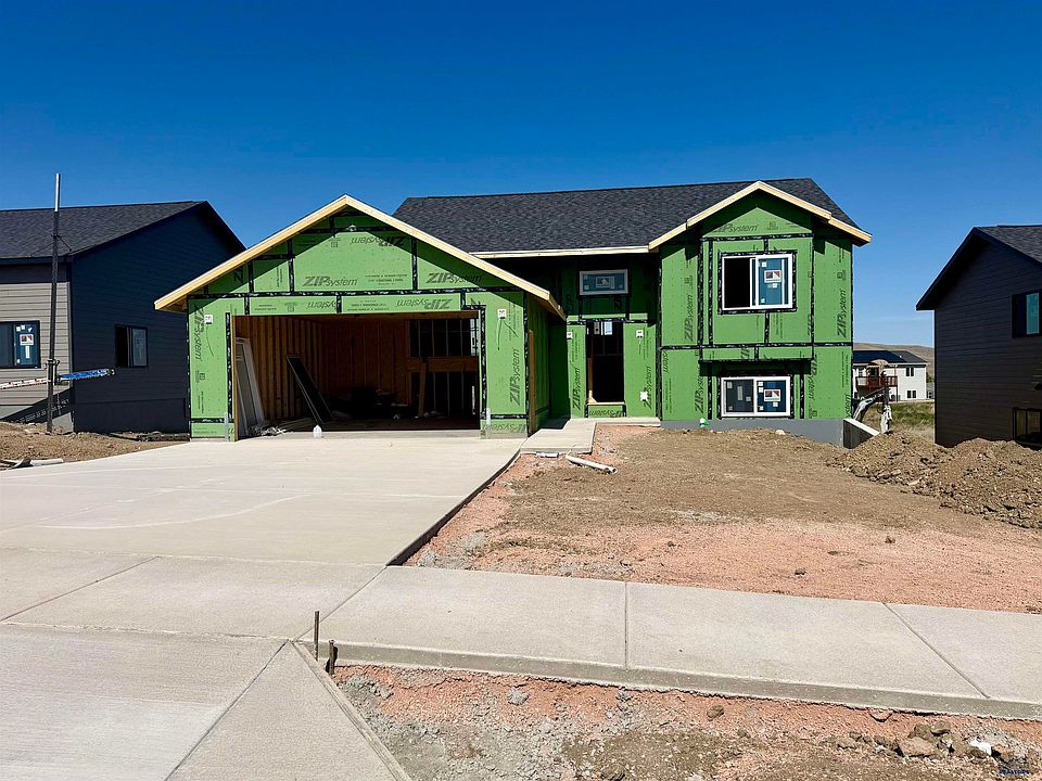1st image of LOT 8 W Country Rd