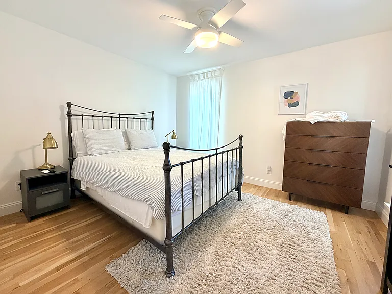 7 Midhampton Ct — Photo 16