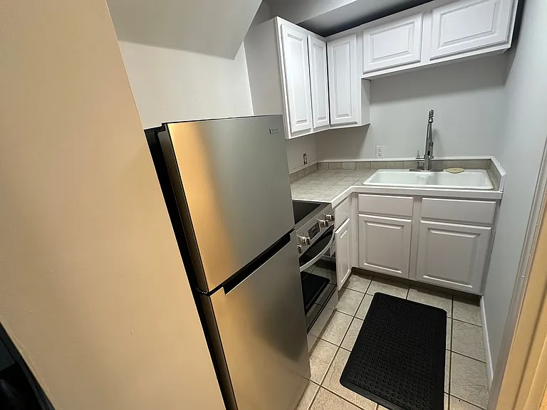 218 N 26th St — Photo 5