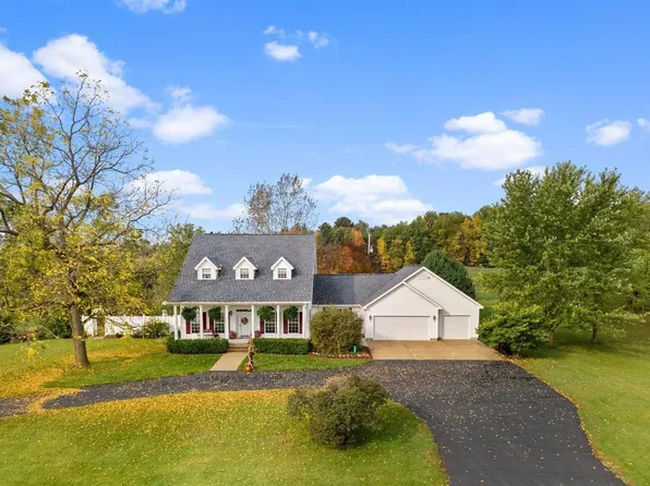 20481 Northland Dr, Paris, MI 49338