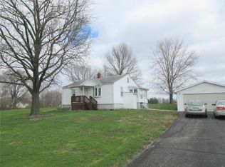 4755 Fosterburg Rd, Bethalto, IL 62010