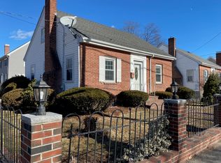 228 Neponset Valley Pkwy, Hyde Park, MA 02136