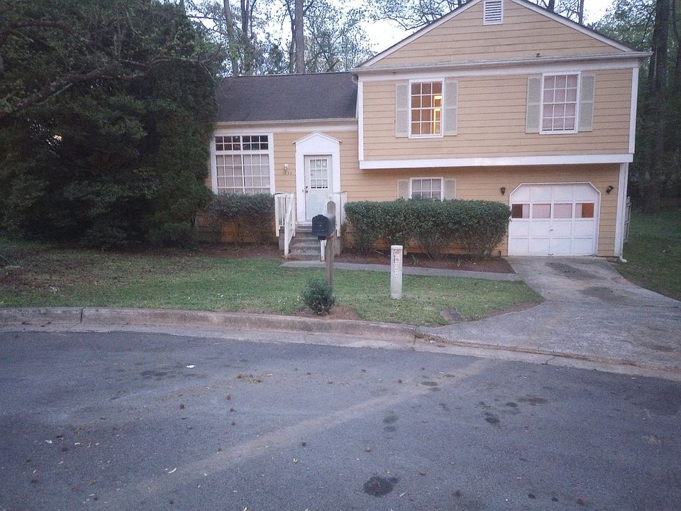 1st image of 1974 Longwood Ct