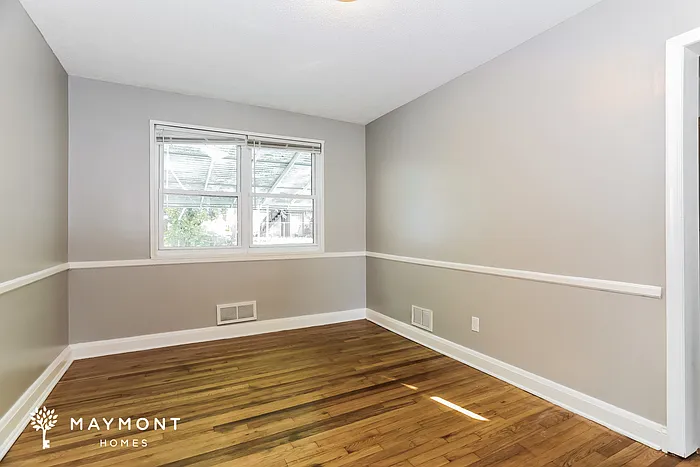 957 Masefield Rd — Photo 8