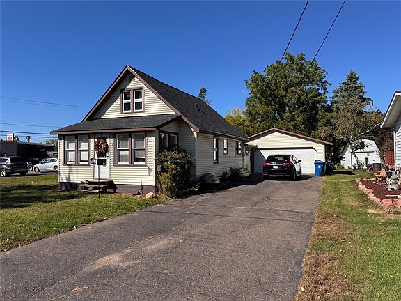 2nd image of 15 E Schneider Street