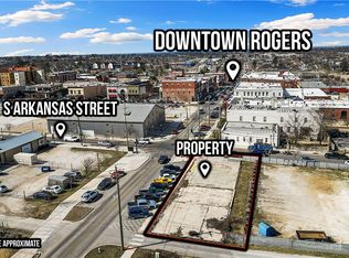 201 E Walnut St #11, Rogers, AR 72756