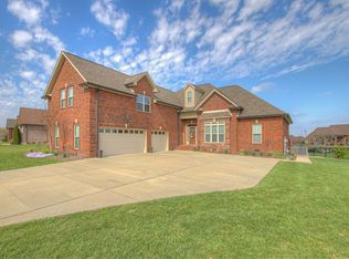 3001 Bristol Ln, Greenbrier, TN 37073