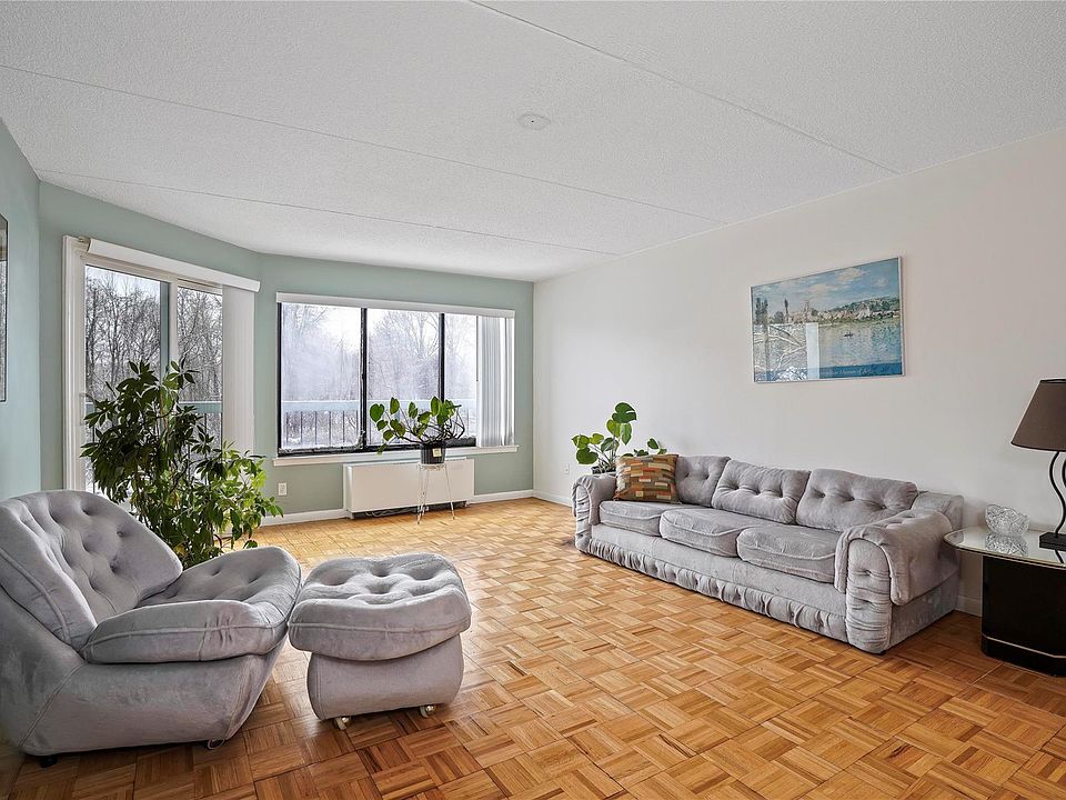 1st image of 100 High Point Drive #408
