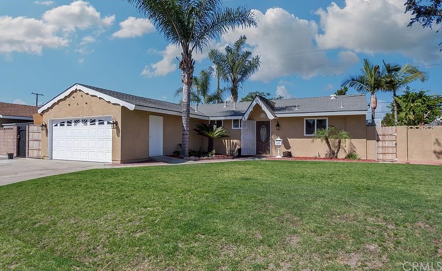 1st image of 8279 Pierce Dr